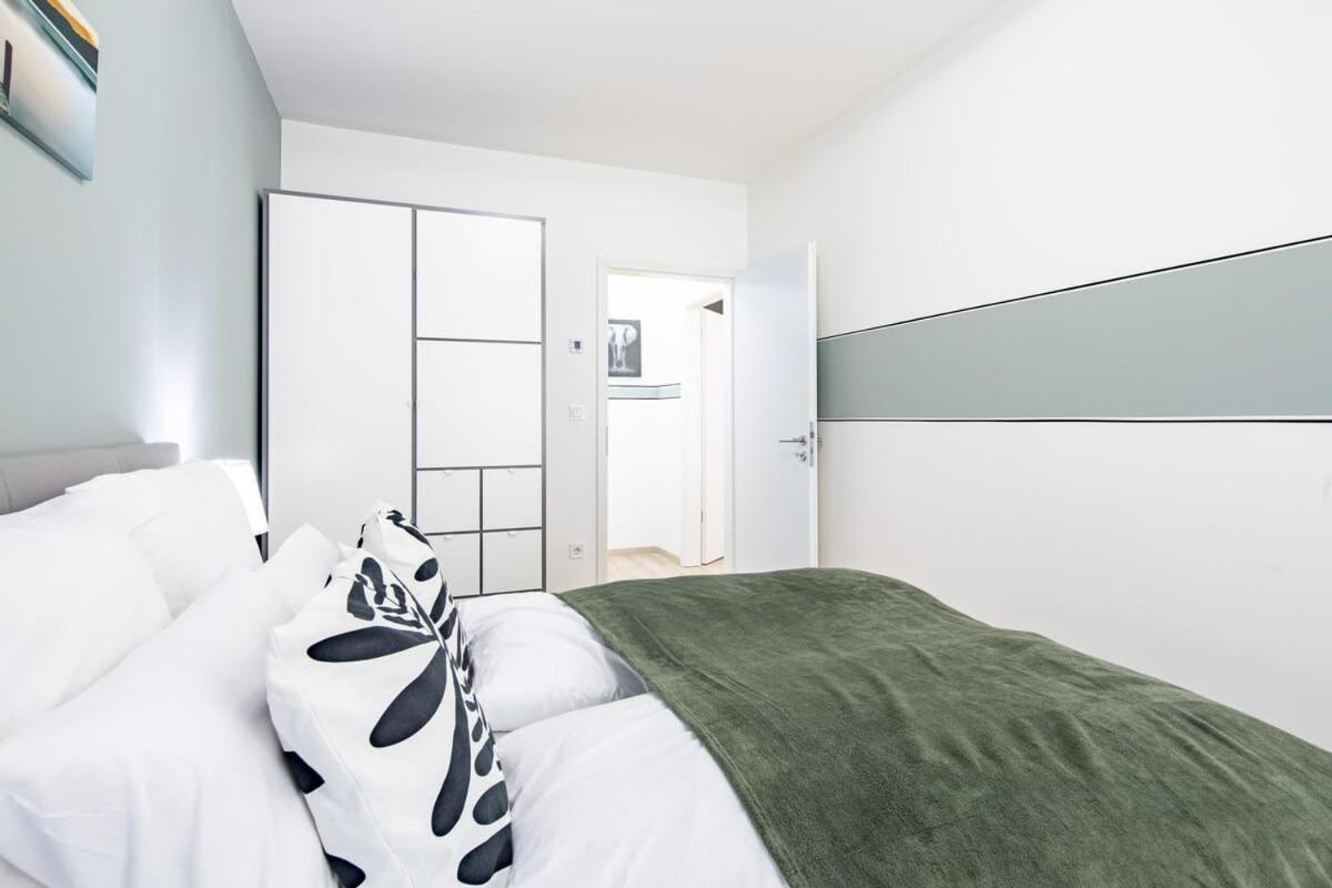 Free Parking - Balcony - Sunny - New Apartment Будапеща Екстериор снимка