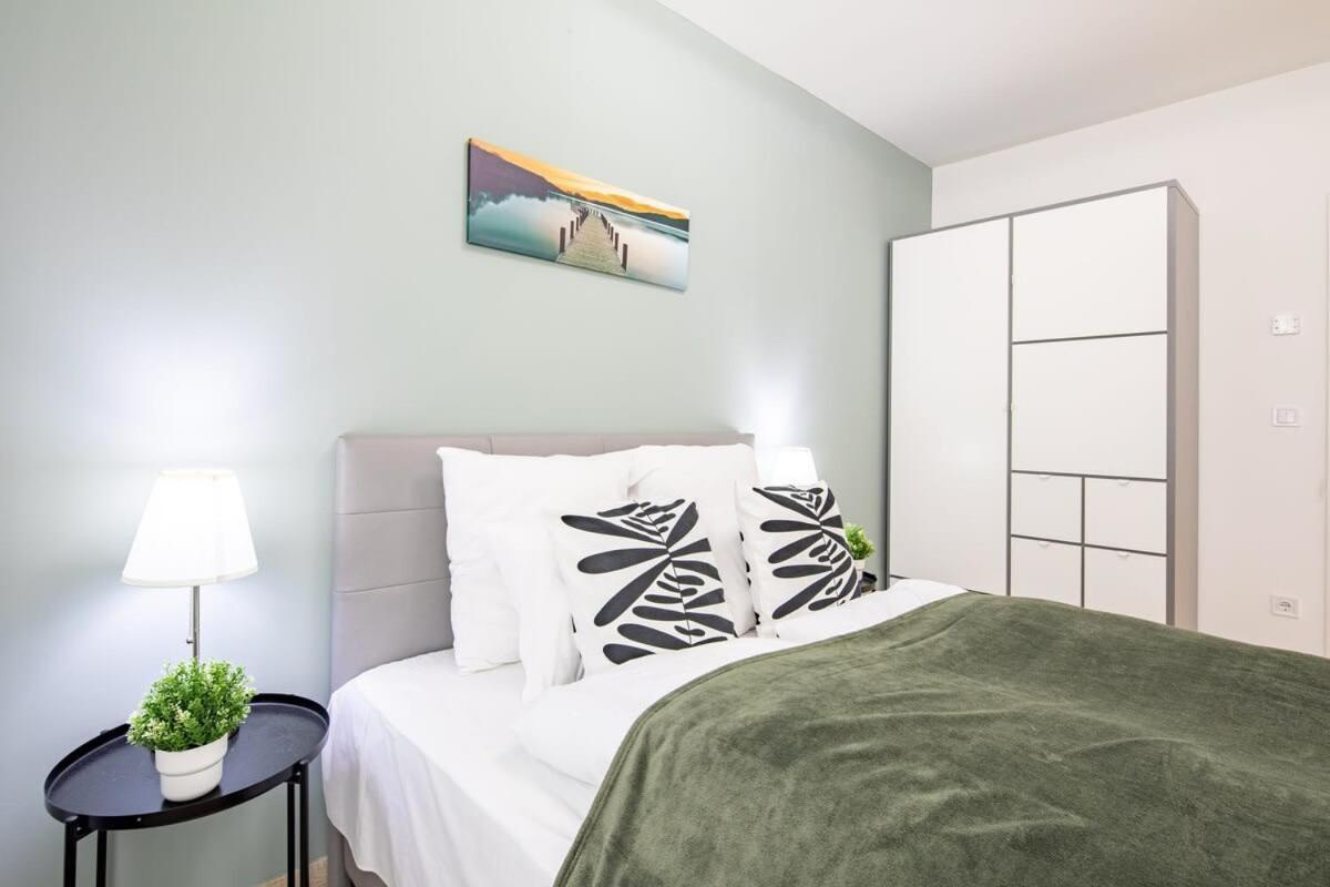 Free Parking - Balcony - Sunny - New Apartment Будапеща Екстериор снимка