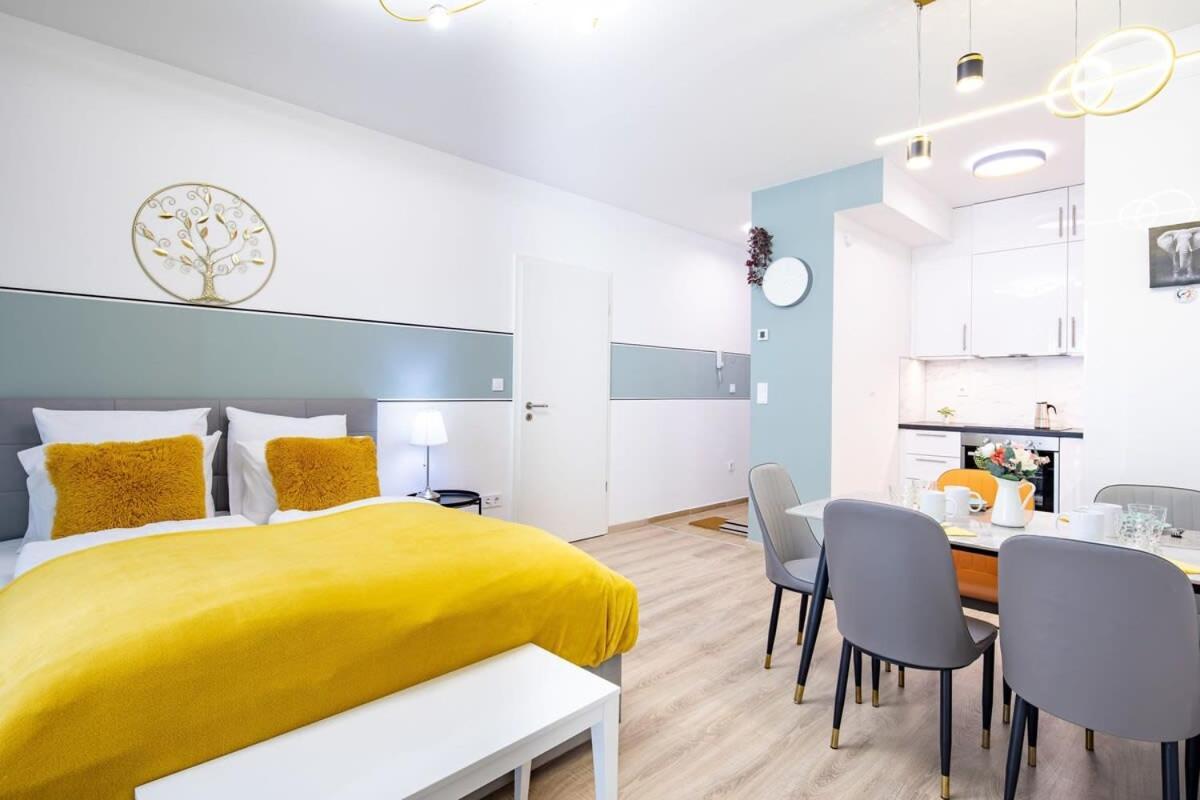 Free Parking - Balcony - Sunny - New Apartment Будапеща Екстериор снимка